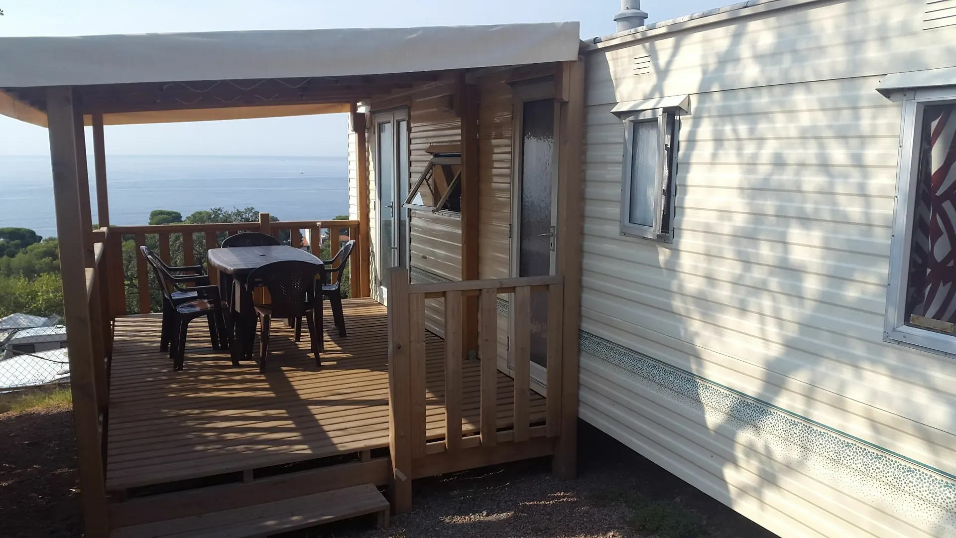 Frantheor Saint-Raphael Campsite Cap Esterel フランス